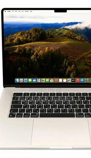 New Laptop Apple MacBook Air 2023 M2 8GB Apple M2 SSD 256GB
