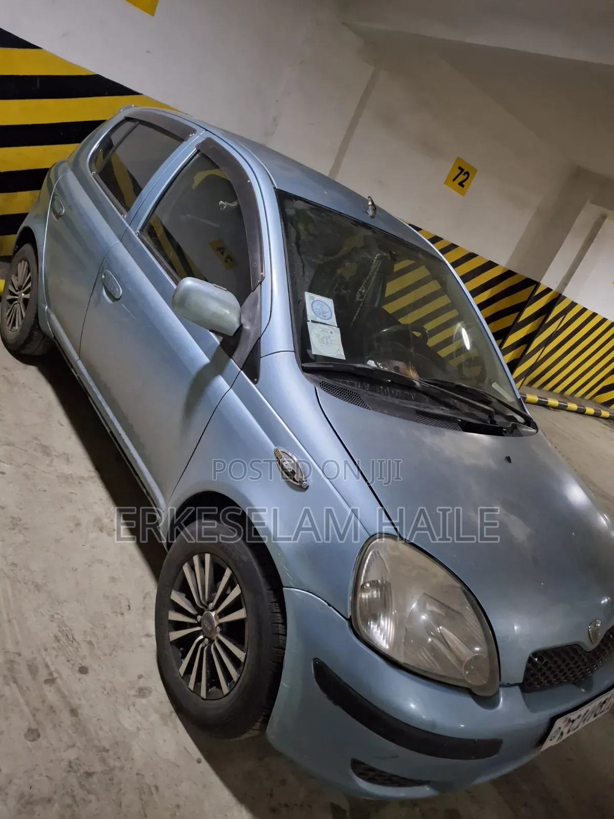Toyota Vitz 2002 Blue