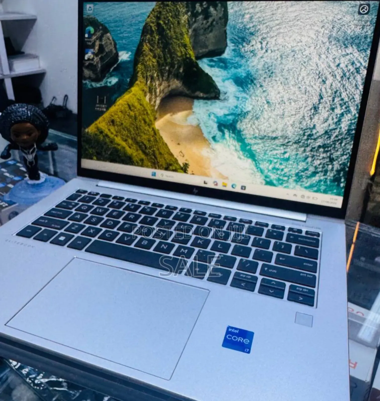 New Laptop HP EliteBook 840 G10 16GB Intel Core i7 SSD 512GB