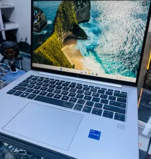 New Laptop HP EliteBook 840 G10 16GB Intel Core i7 SSD 512GB