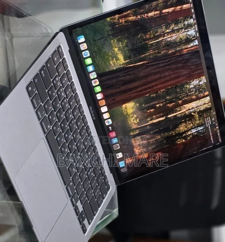 New Laptop Apple MacBook Air 2020 M1 8GB Apple M1 SSD 256GB