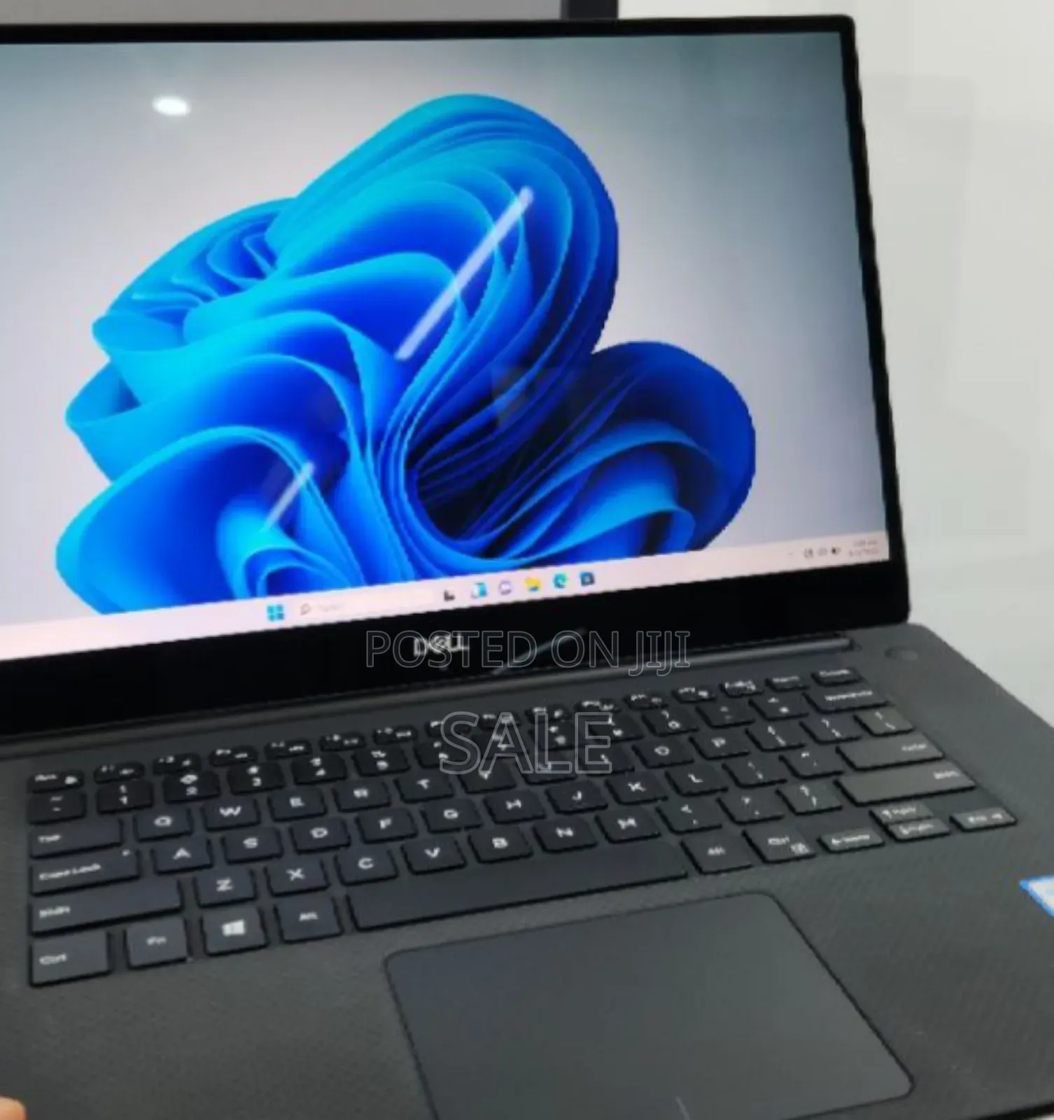New Laptop Dell XPS 15 16GB Intel Core i7 SSD 512GB