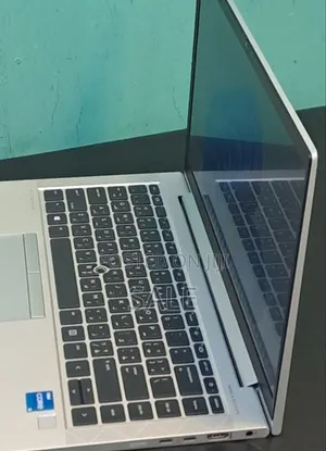 New Laptop HP EliteBook 840 G8 16GB Intel Core i7 SSD 512GB