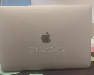 New Laptop Apple MacBook Pro 2020 M1 8GB Apple M1 Pro SSD 256GB