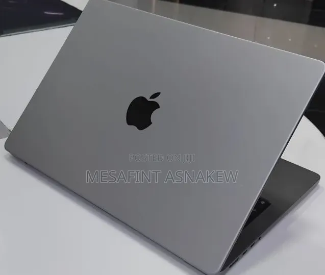 New Laptop Apple MacBook Pro 2021 M1 16GB Intel Core i5 SSD 1T