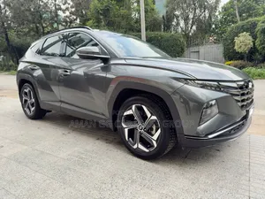 Hyundai Tucson 2022 Green