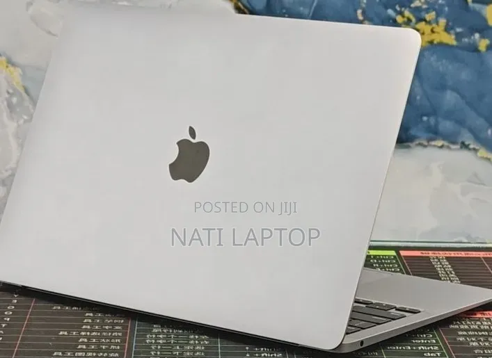 New Laptop Apple MacBook Air 2020 M1 16GB Apple M1 SSD 1T