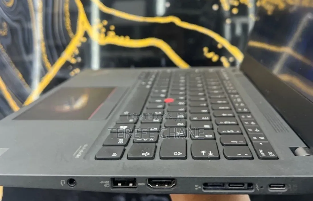 New Laptop Lenovo ThinkPad T14 G2 16GB Intel Core i7 SSD 512GB
