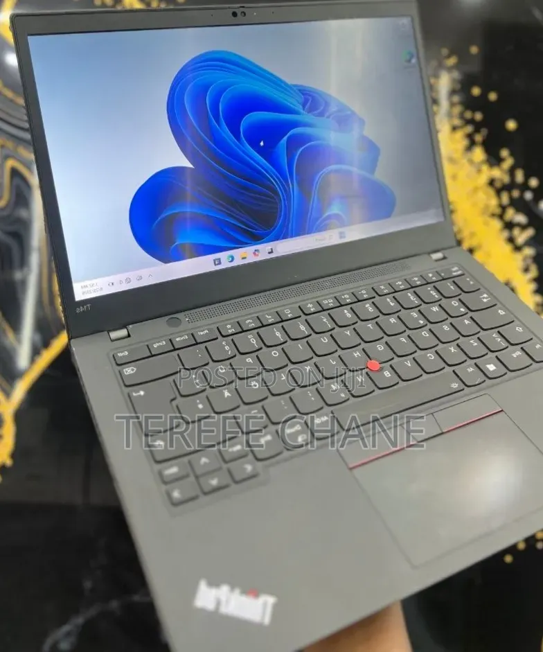 New Laptop Lenovo ThinkPad T14 G2 16GB Intel Core i7 SSD 512GB