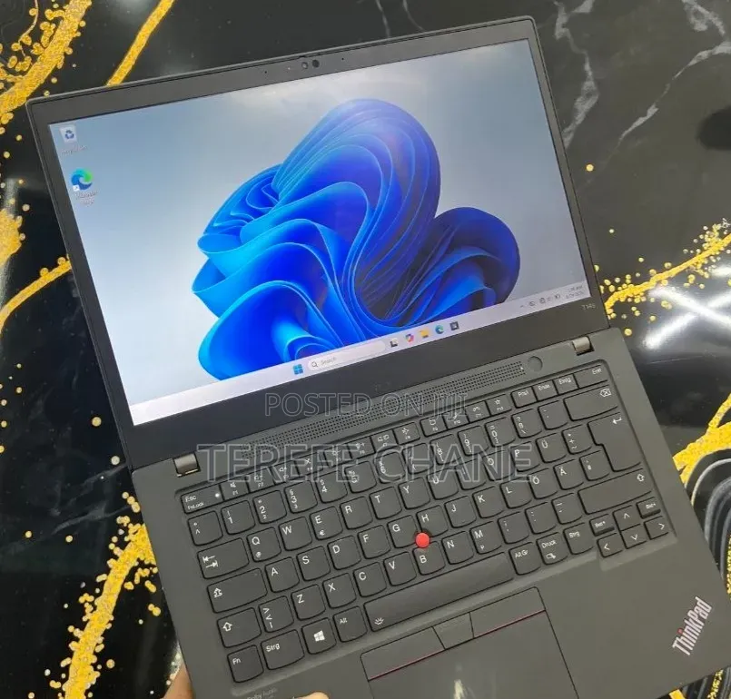 New Laptop Lenovo ThinkPad T14 G2 16GB Intel Core i7 SSD 512GB