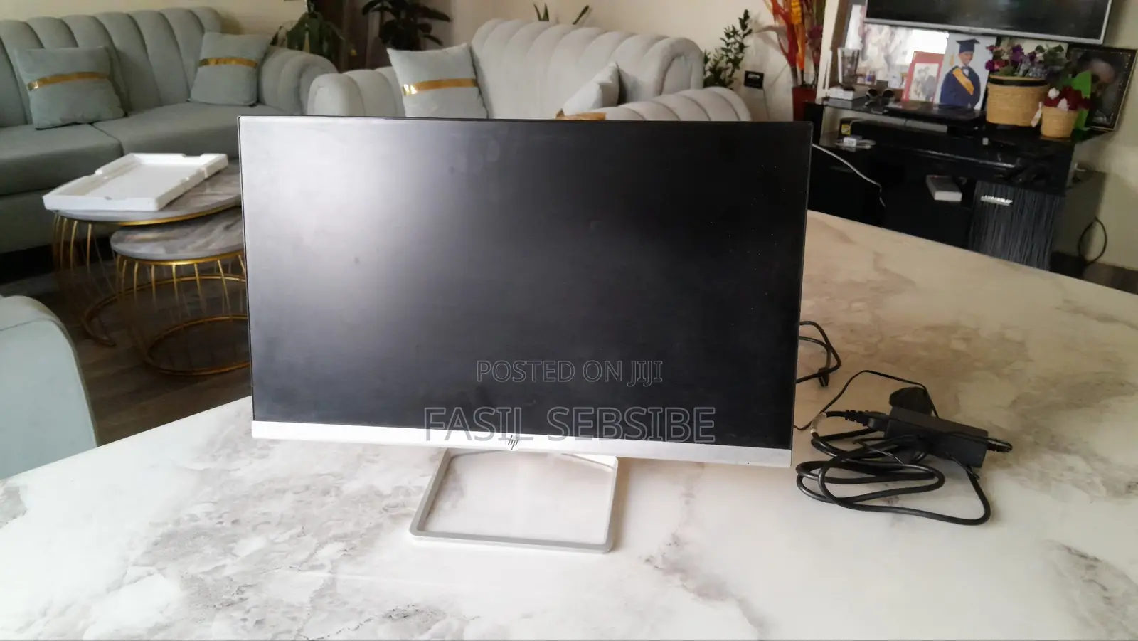 HP 24 Fw Display