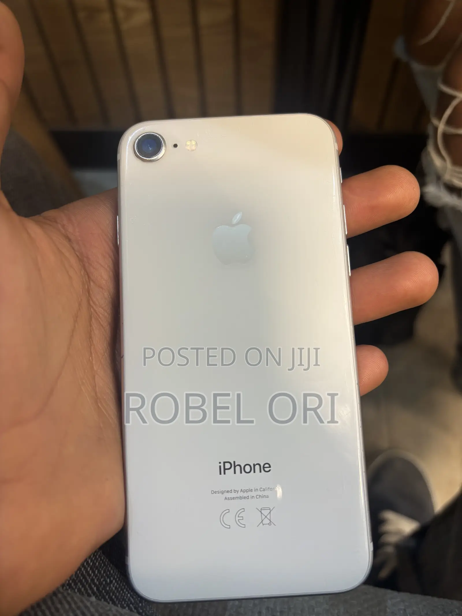 Apple iPhone 8 64 GB White