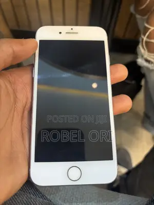 Apple iPhone 8 64 GB White