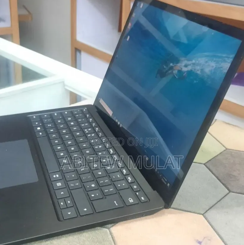 New Laptop Microsoft Surface Laptop 4 16GB Intel Core i7 SSD 512GB