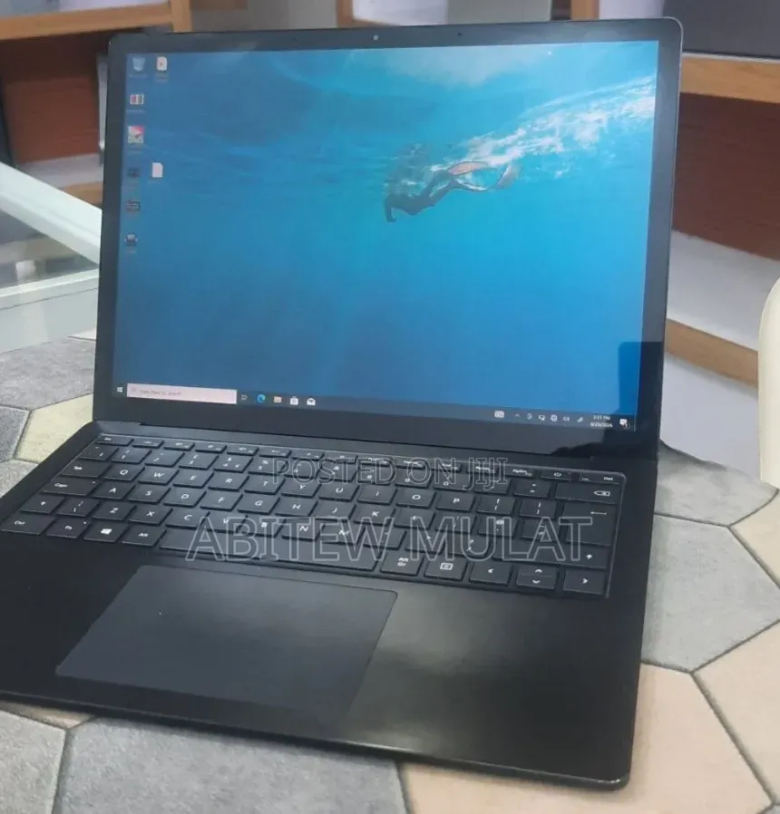 New Laptop Microsoft Surface Laptop 4 16GB Intel Core i7 SSD 512GB