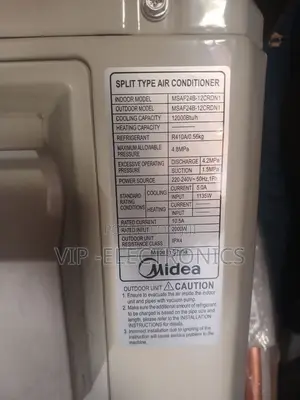Midea Air Conditioner 12,000 BTU/h Cooling Capacity Designed
