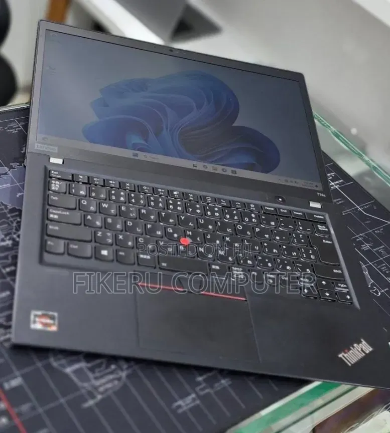 New Laptop Lenovo ThinkPad T14s Gen 2 16GB AMD Ryzen 5 SSD 512GB