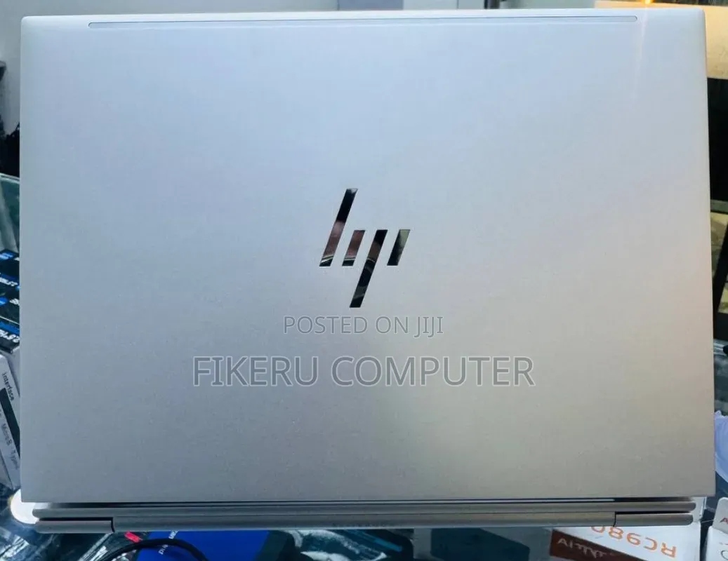 New Laptop HP EliteBook 840 G10 16GB Intel Core i7 SSD 512GB