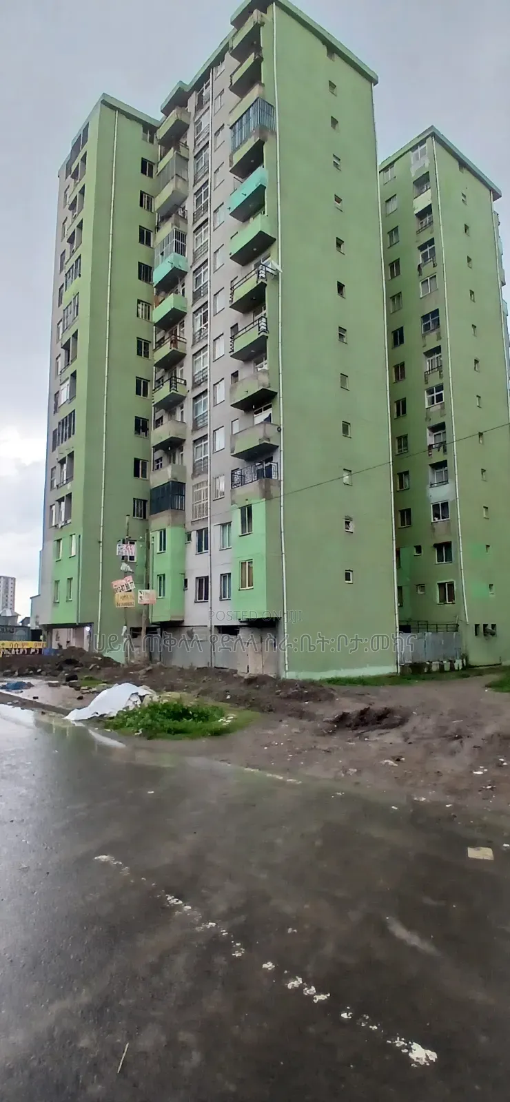 Furnished 3bdrm Condo in 40/60 Ayat 49, Yeka for sale