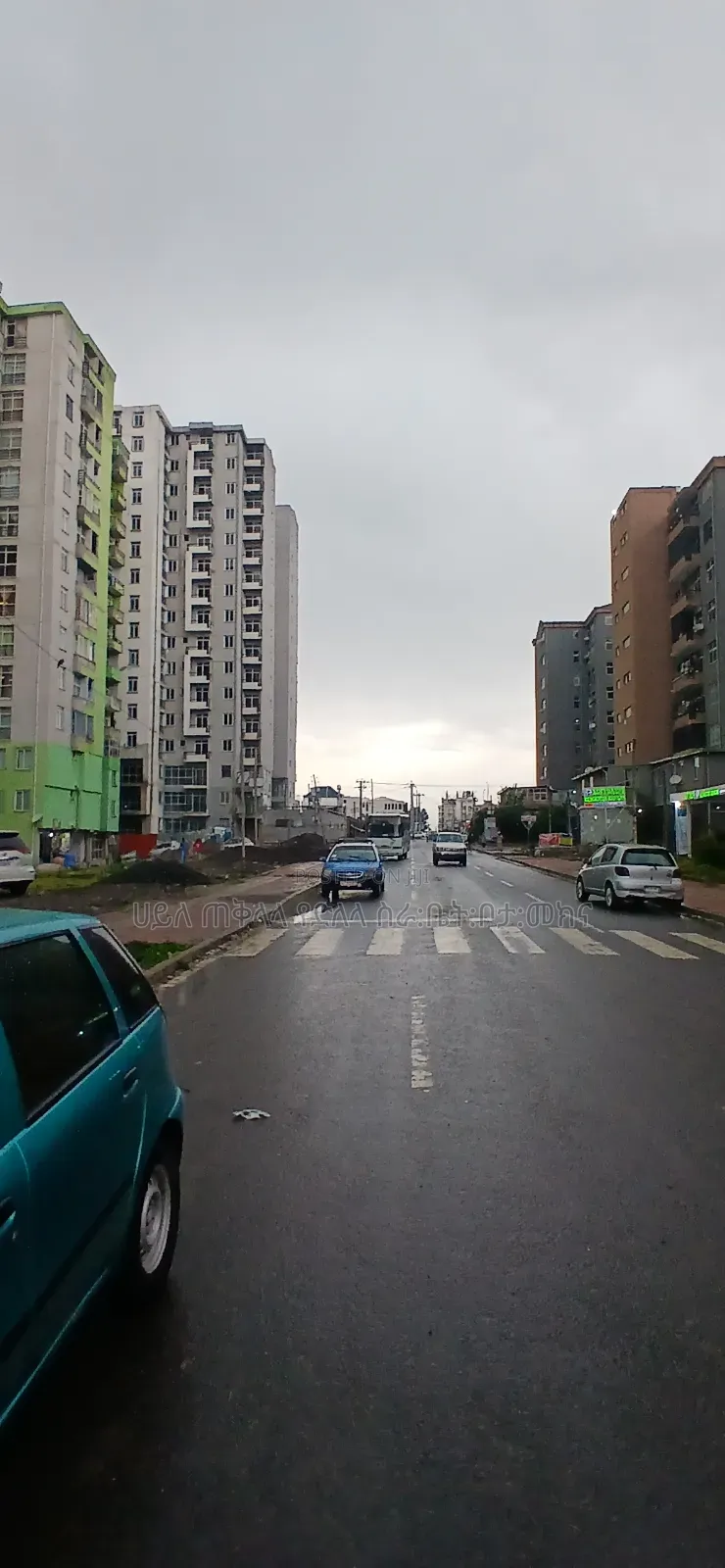 Furnished 3bdrm Condo in 40/60 Ayat 49, Yeka for sale