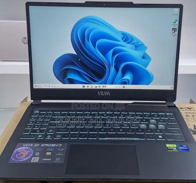 New Laptop MSI Cyborg 15 16GB Intel Core i7 SSD 1T