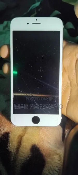 Apple iPhone 6s 64 GB Rose Gold