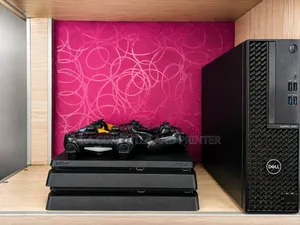 Playstation4 Slim and  Jailbroken