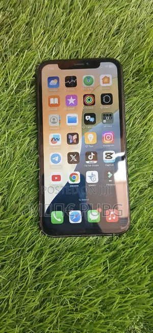 Apple iPhone XR 64 GB Black