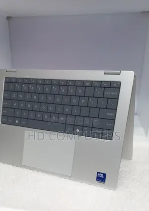 New Laptop HP OmniBook Ultra Flip 14" 16GB Intel Core Ultra 7 SSD 1T
