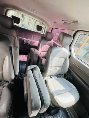 Hyundai Satellite 2015 Silver
