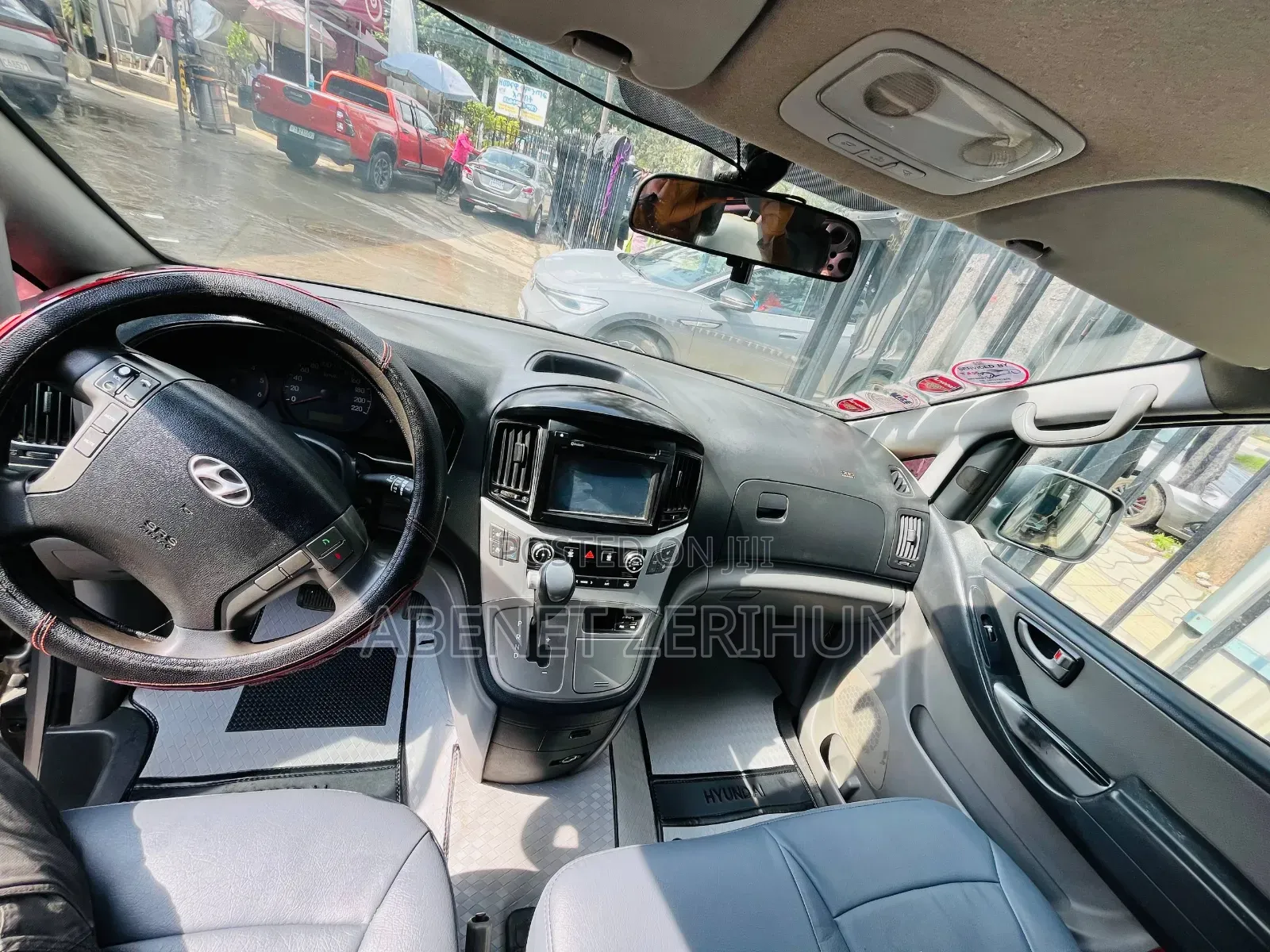 Hyundai Satellite 2015 Silver