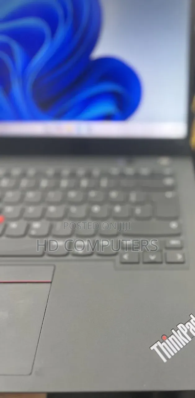New Laptop Lenovo ThinkPad T14s G4 16GB Intel Core i7 SSD 512GB