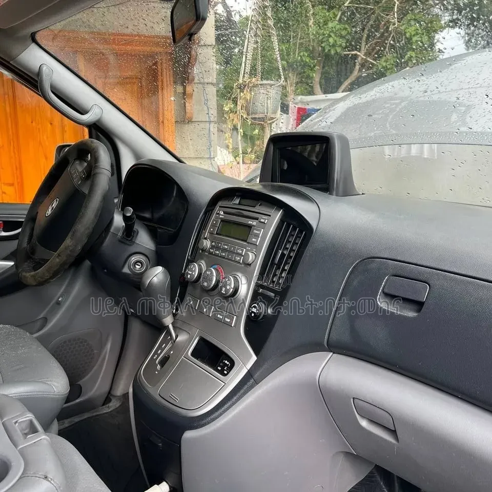 Hyundai Starex 2013 Silver