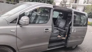 Hyundai Starex 2013 Grey