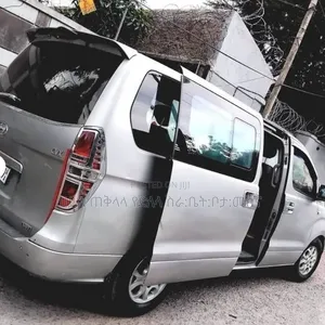 Hyundai Starex 2013 Grey