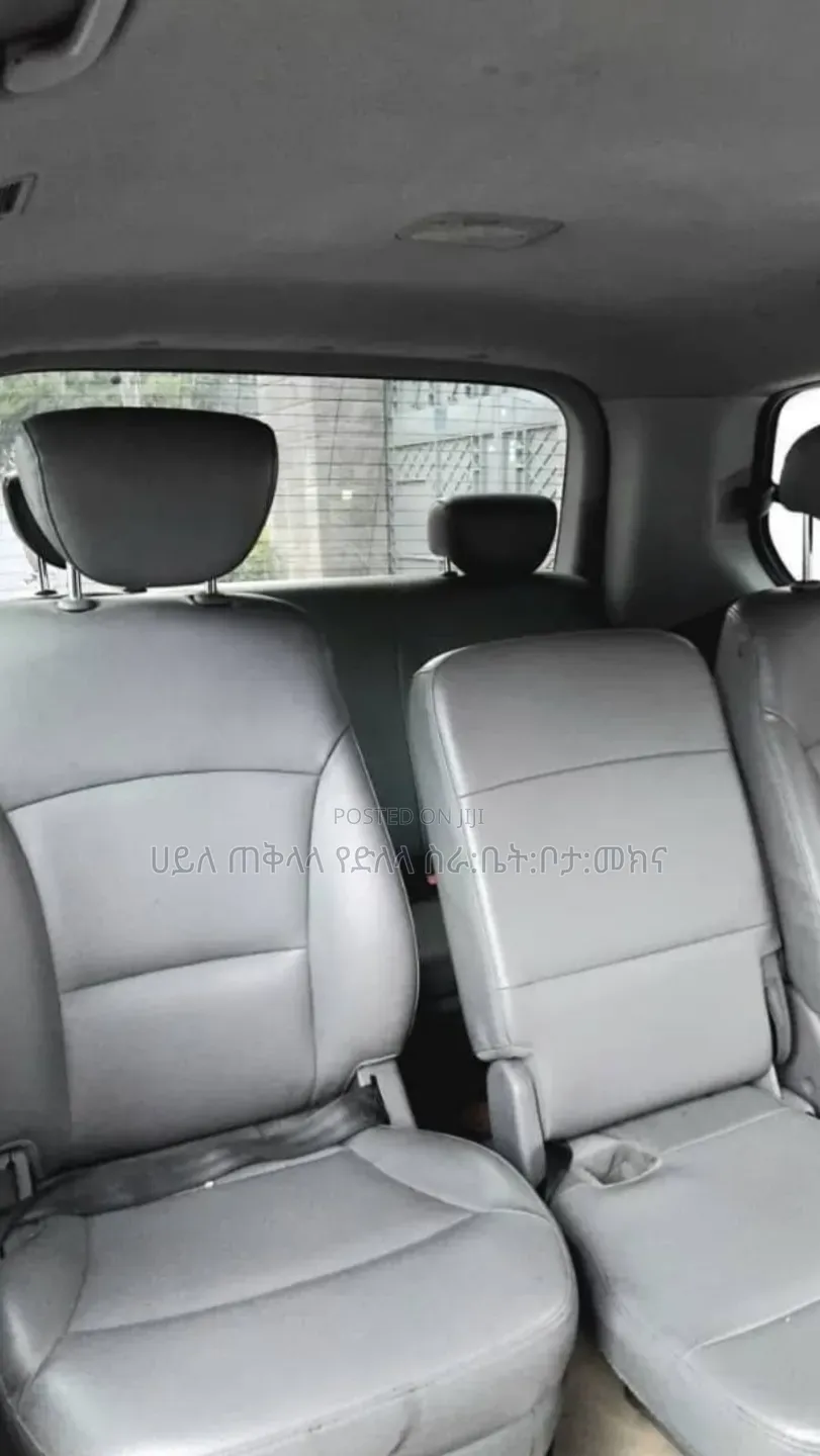 Hyundai Starex 2013 Grey