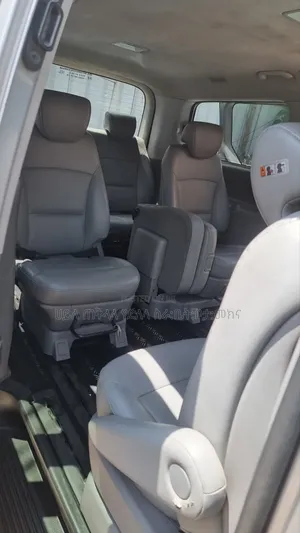 Hyundai Starex 2015 Silver