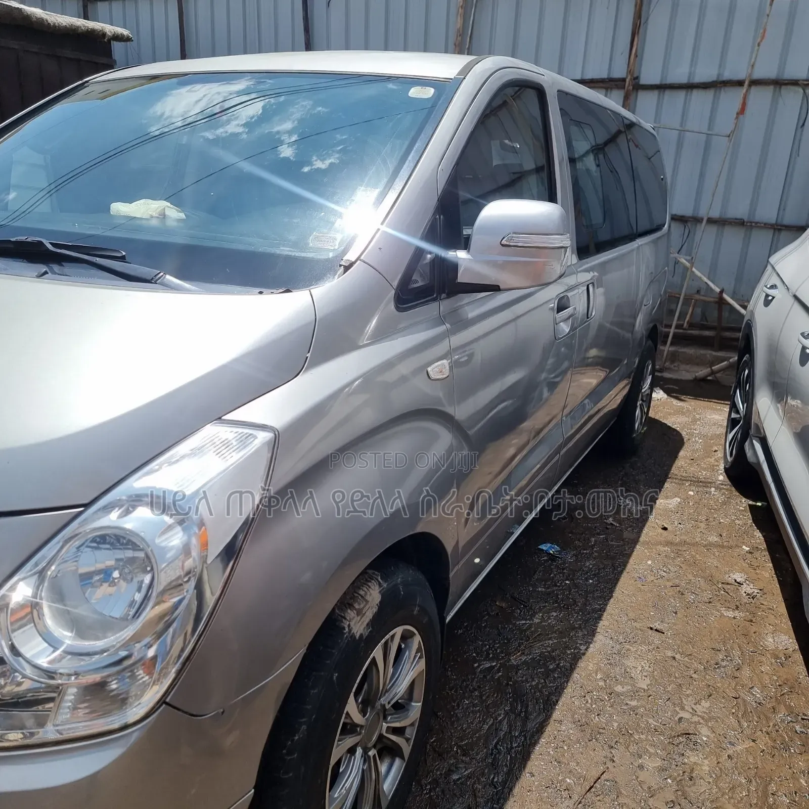 Hyundai Starex 2015 Silver