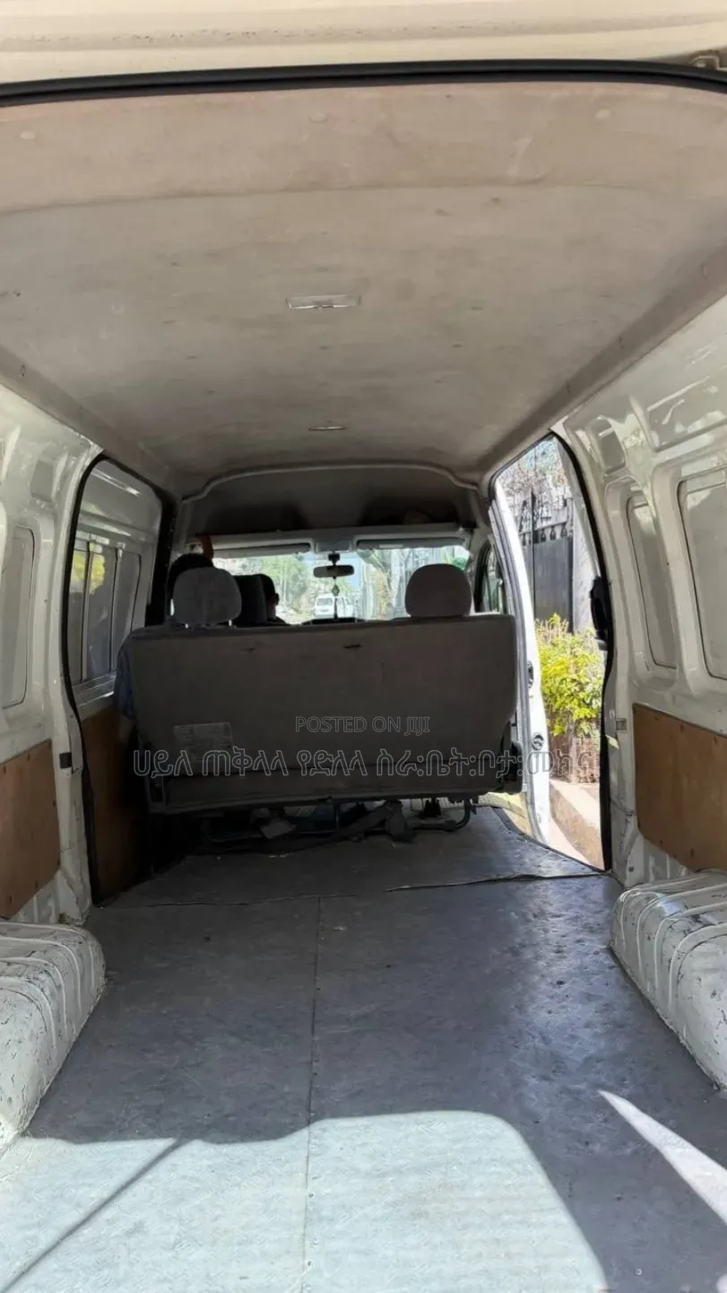 Toyota HiAce 2020 White