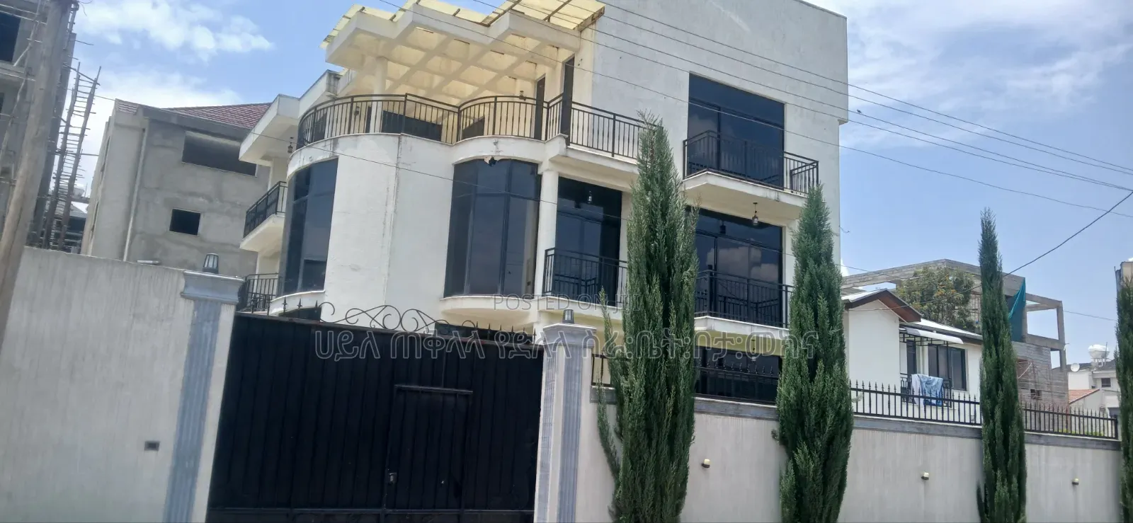 Furnished 8bdrm Townhouse/Terrace in Ayat Zone Inside, Yeka for sale