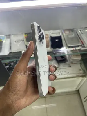 Apple iPhone 16 Pro 128 GB Silver