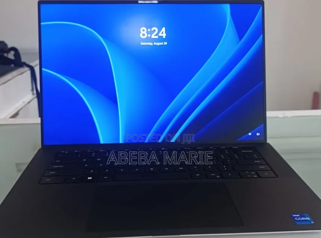 New Laptop Dell XPS 15 32GB Intel Core i7 SSD 1T