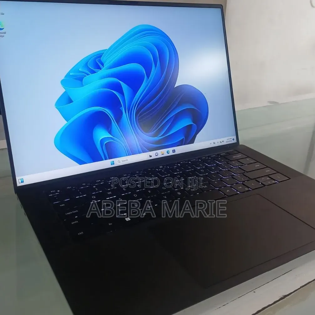 New Laptop Dell XPS 15 32GB Intel Core i7 SSD 1T