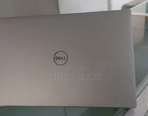 New Laptop Dell XPS 15 32GB Intel Core i7 SSD 512GB
