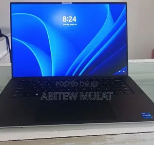 New Laptop Dell XPS 15 32GB Intel Core i7 SSD 512GB