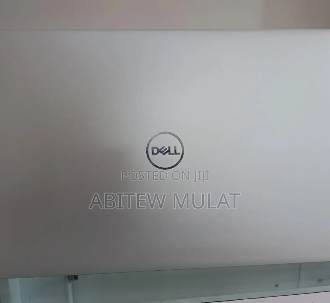New Laptop Dell XPS 15 32GB Intel Core i7 SSD 512GB