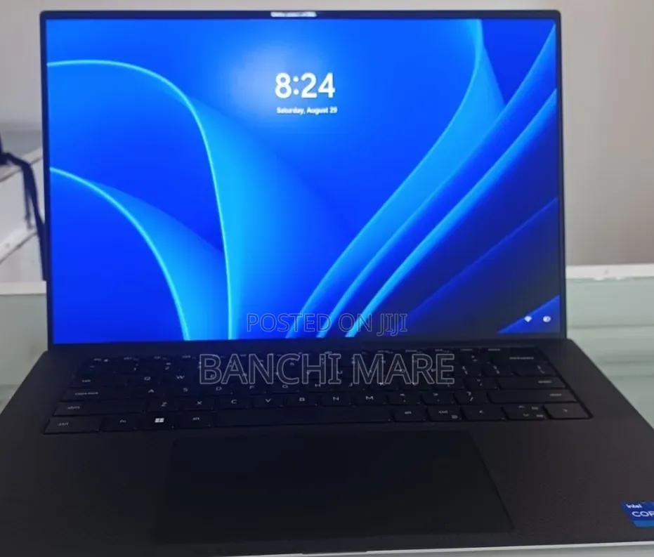 New Laptop Dell XPS 15 32GB Intel Core i7 SSD 512GB