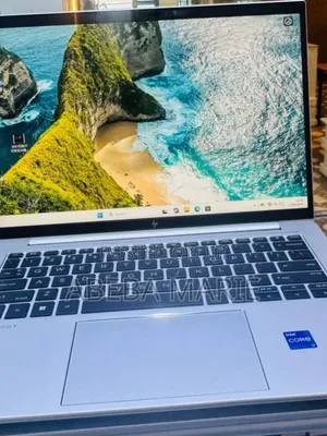 New Laptop HP EliteBook 840 G10 16GB Intel Core i7 SSD 1T