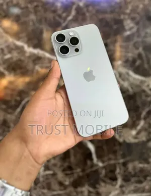 Apple iPhone 15 Pro Max 256 GB White