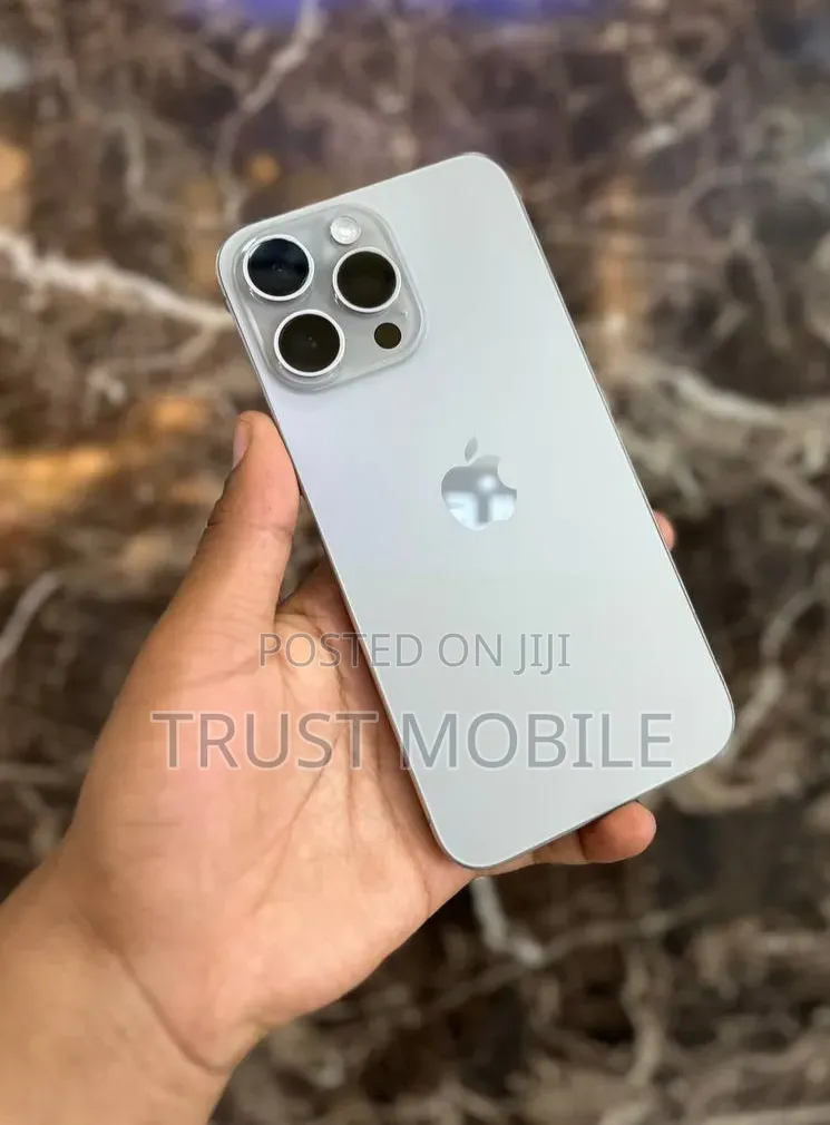 Apple iPhone 15 Pro Max 256 GB White